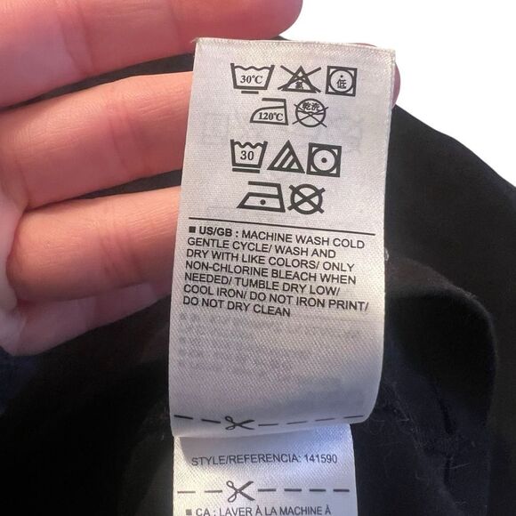 3 for $30! Gap fit black halter tank top. Size xs - Picture 5 of 8